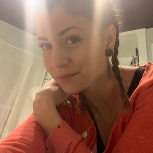 Meet your Posher, Erica